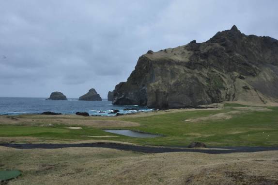 A beleza da paisagem da ilha de Heimaey, no sul da Islândia